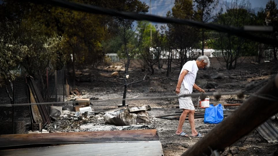 ΠΟΕΔΗΝ: Οργή κατά Τσίπρα για το Μάτι-«Ένα χρόνο μετά, ακόμη παίζει κρυφτούλι με τους νεκρούς»